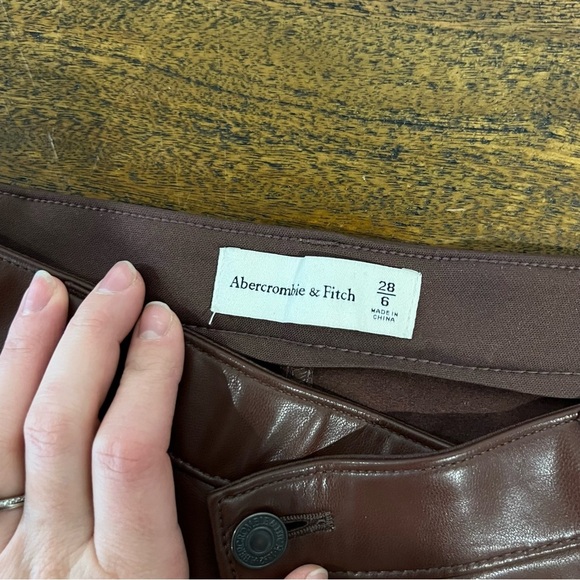 Abercrombie & Fitch Vegan Leather 90’s Straight Criss Cross Waist Pant Brown - Picture 5 of 7